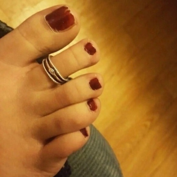 New 24pc toe/midi adjustable rings - Picture 3 of 3